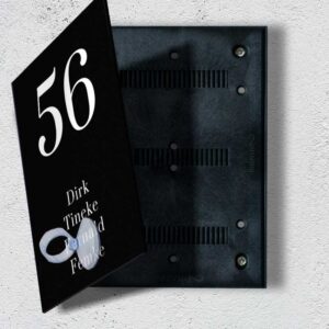 Zwart Naambordje Voordeur In Frame