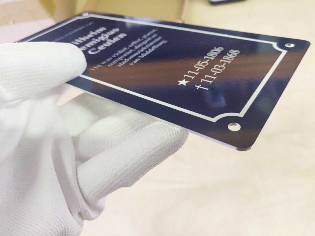 Middelburg Emaille Look Voordeur Naambordje Maatwerk