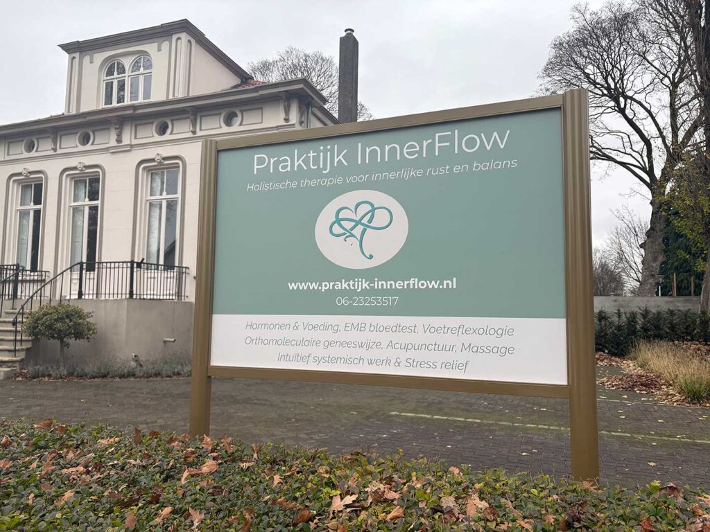 Reclamebord Met Frame Langs De Weg