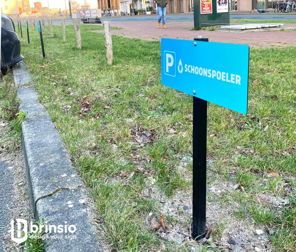 Parkeerbord Met Logo En Grondpaal